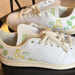 Stan Smith Tinkerbell /Peter Pan Sneakers. "It’s not easy being green" unisex
